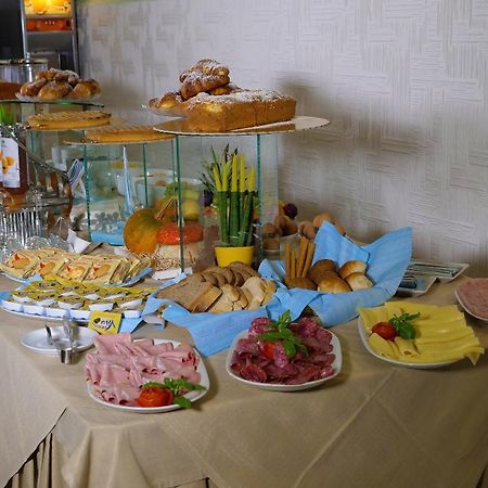 Hotel La Ginestra Forio di Ischia Екстериор снимка