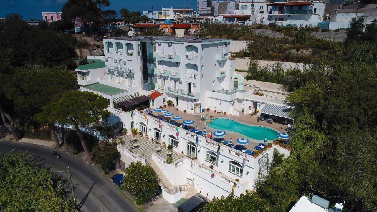 Hotel La Ginestra Forio di Ischia Екстериор снимка