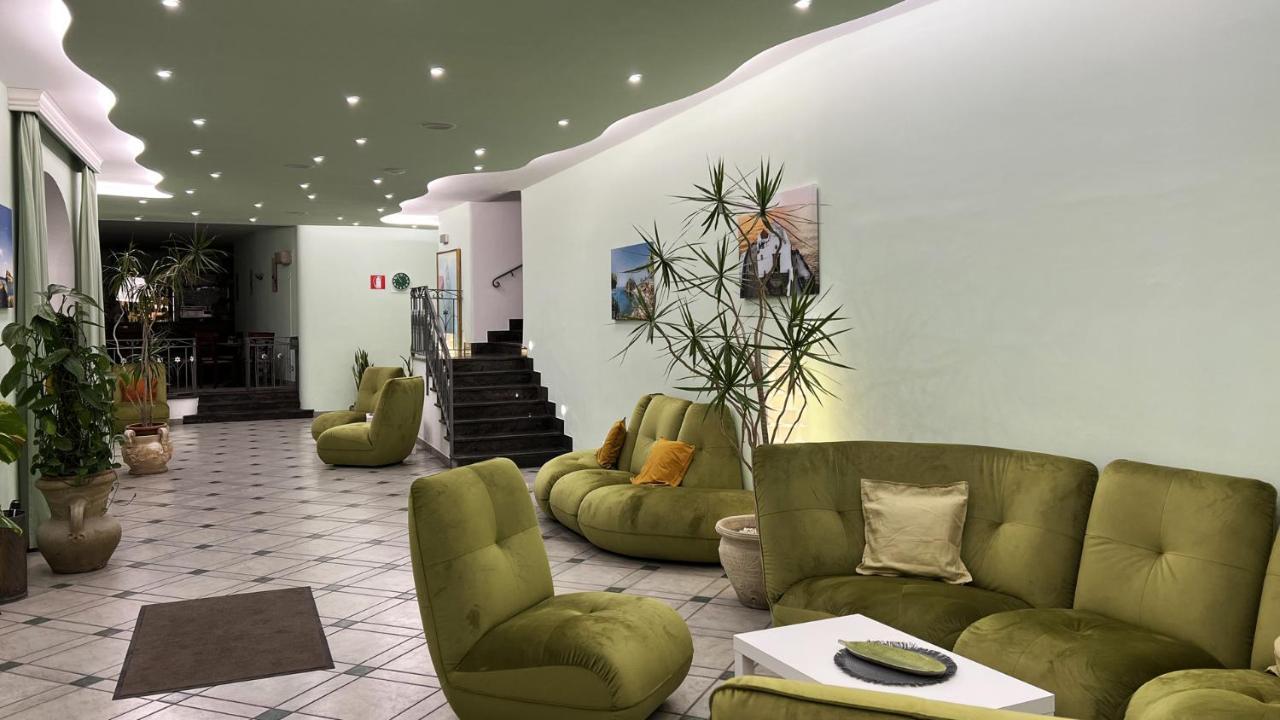 Hotel La Ginestra Forio di Ischia Екстериор снимка