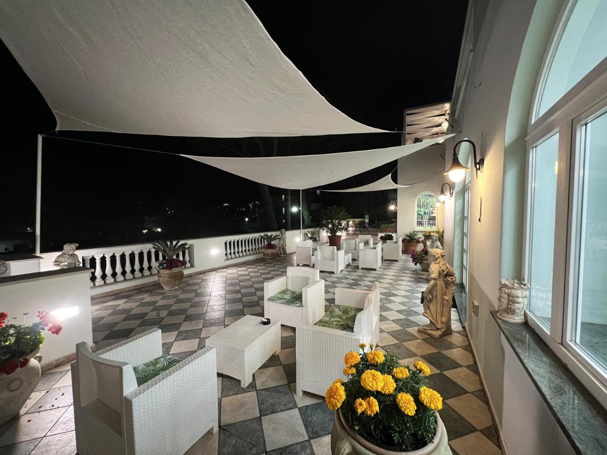 Hotel La Ginestra Forio di Ischia Екстериор снимка