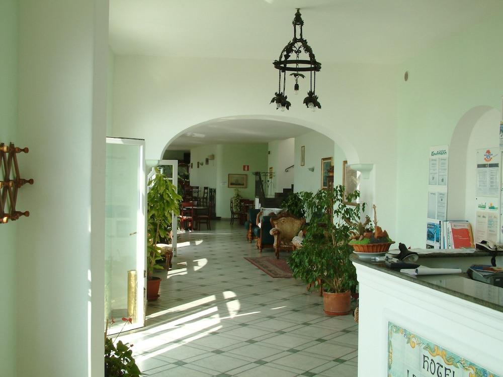 Hotel La Ginestra Forio di Ischia Екстериор снимка