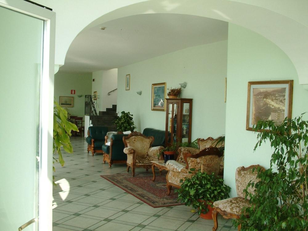 Hotel La Ginestra Forio di Ischia Екстериор снимка